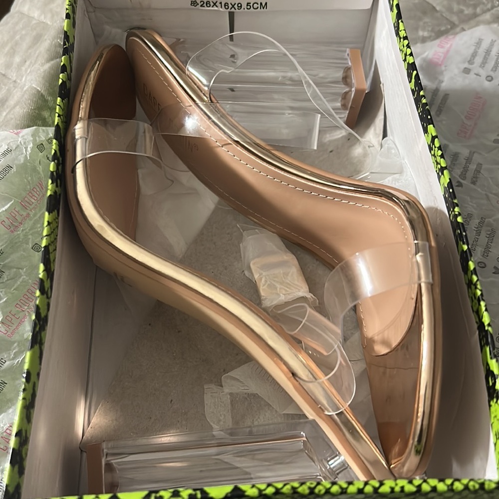 Cape Robbins New High Heels